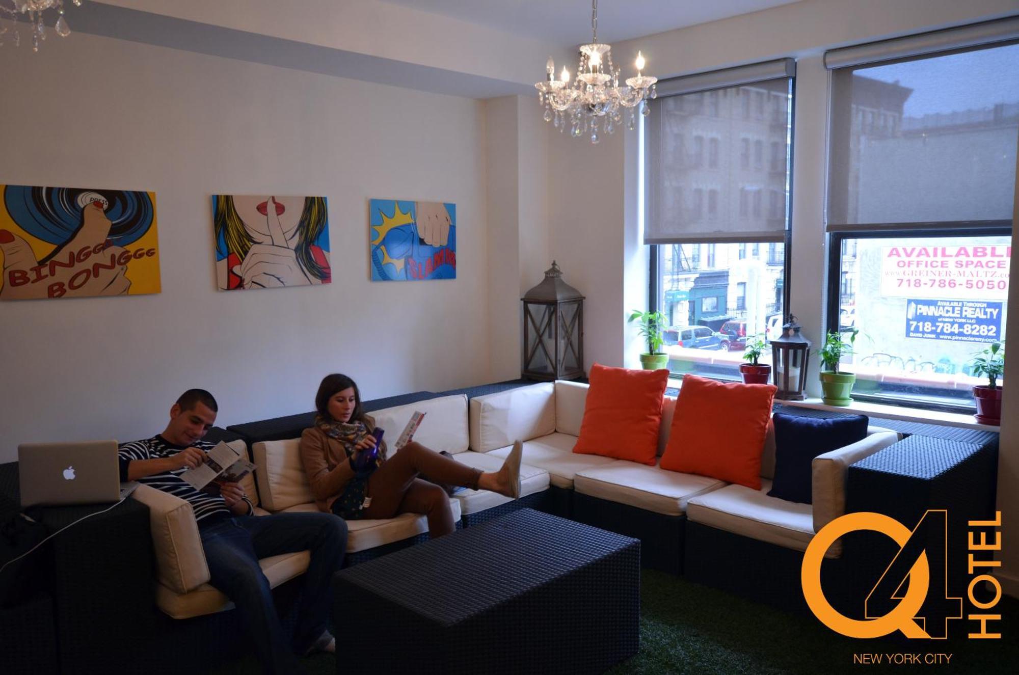 Q4 Hotel And Hostel New York Kültér fotó