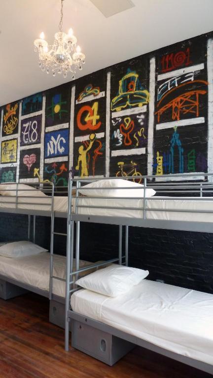 Q4 Hotel And Hostel New York Szoba fotó