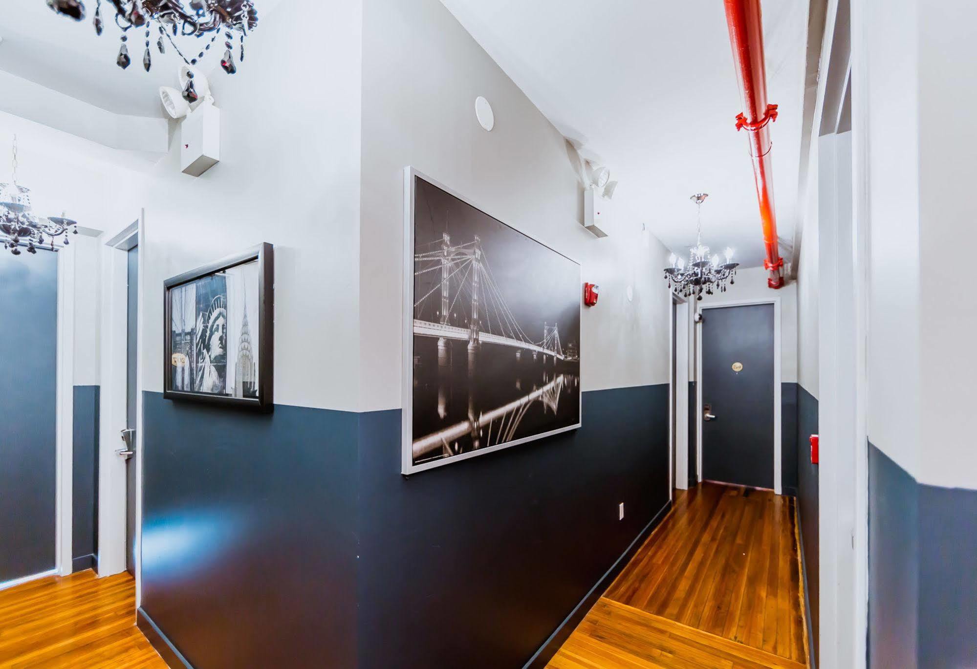 Q4 Hotel And Hostel New York Kültér fotó